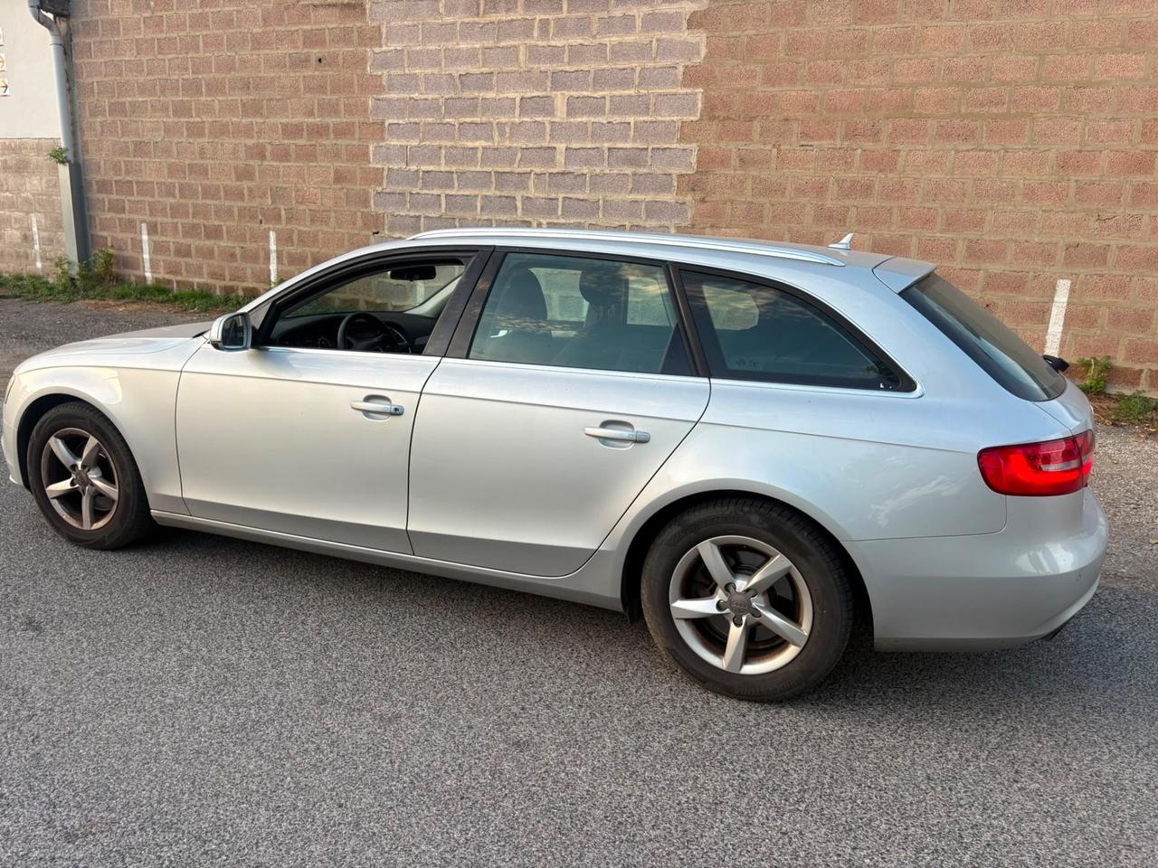Audi A4 Avant 2.0 TDI 143CV 212.000 KM TENUTO OTTIMI