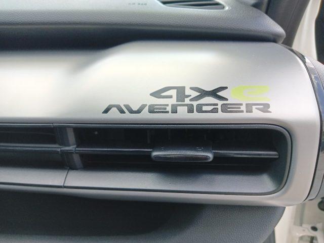 JEEP Avenger 1.2 Turbo e-Hybrid 4xe Upland
