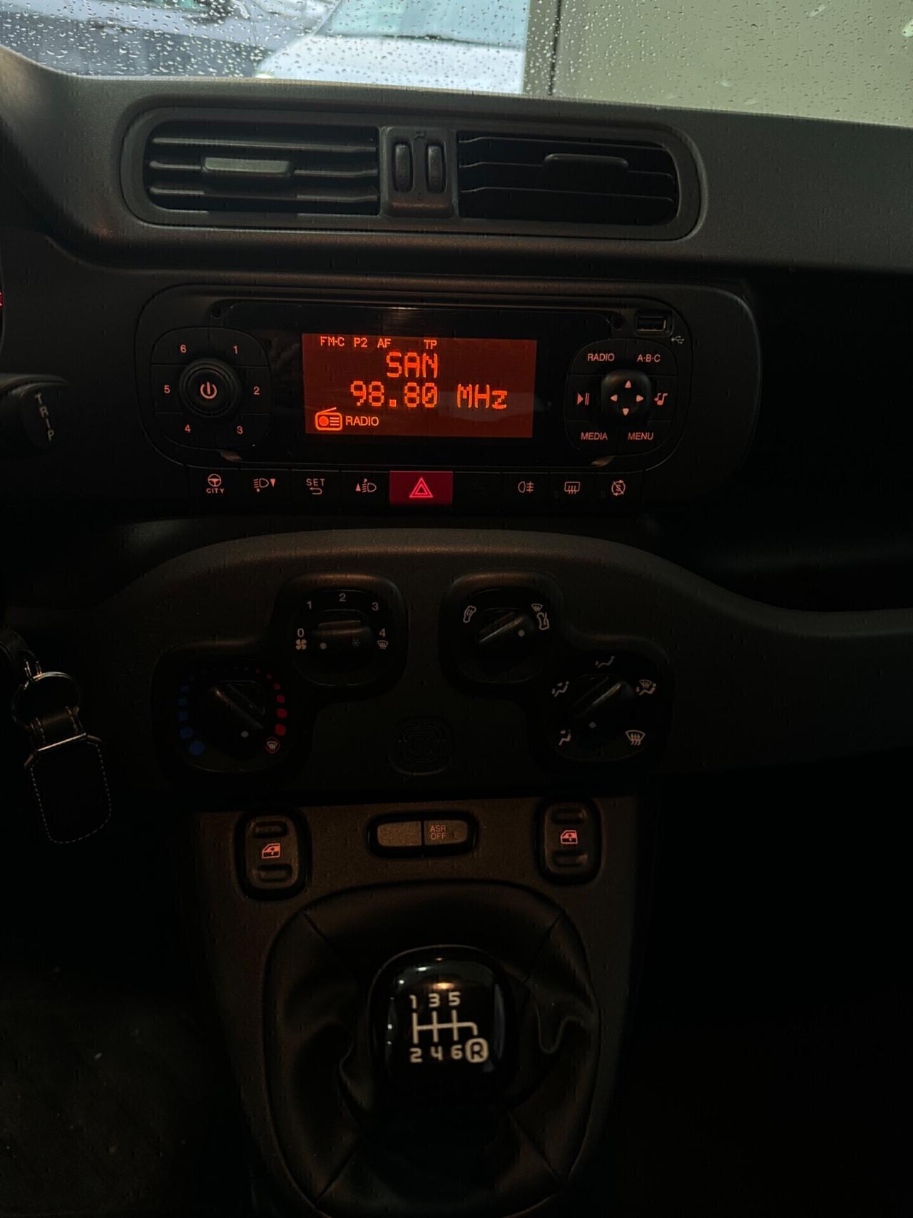 Fiat Panda 1.0 FIREFLY S&S HYBRID PER NEOPATENTATI