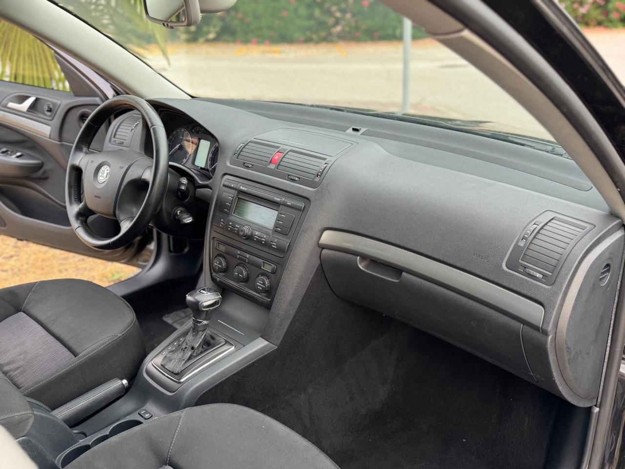 Skoda Octavia 1.9 TDI DSG Wagon Elegance