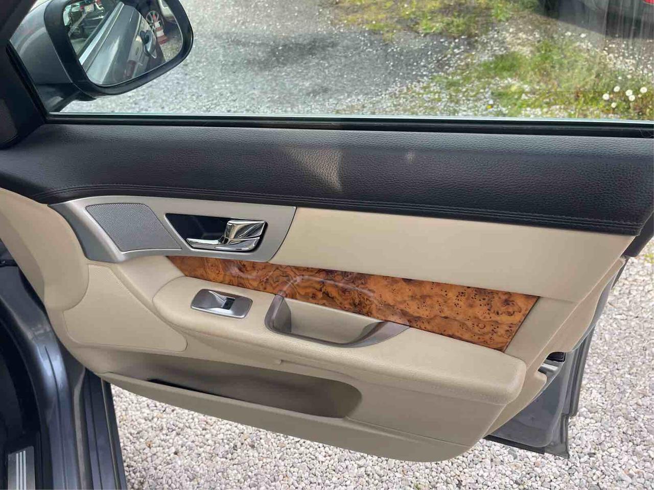 JAGUAR XF - AUTOMATICA -BUSINESS EDITION - 2.2 DIESEL