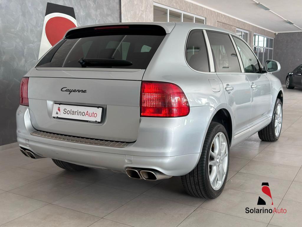 Porsche Cayenne 3.2