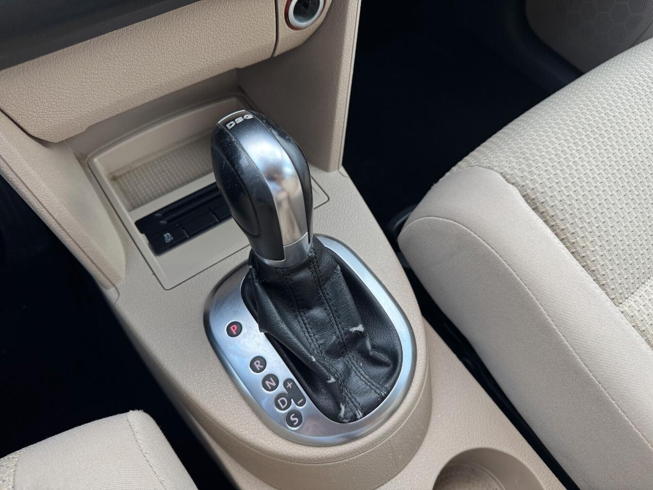 Volkswagen Touran 1.6TDI DSG Autom. 105CV - 7 Posti