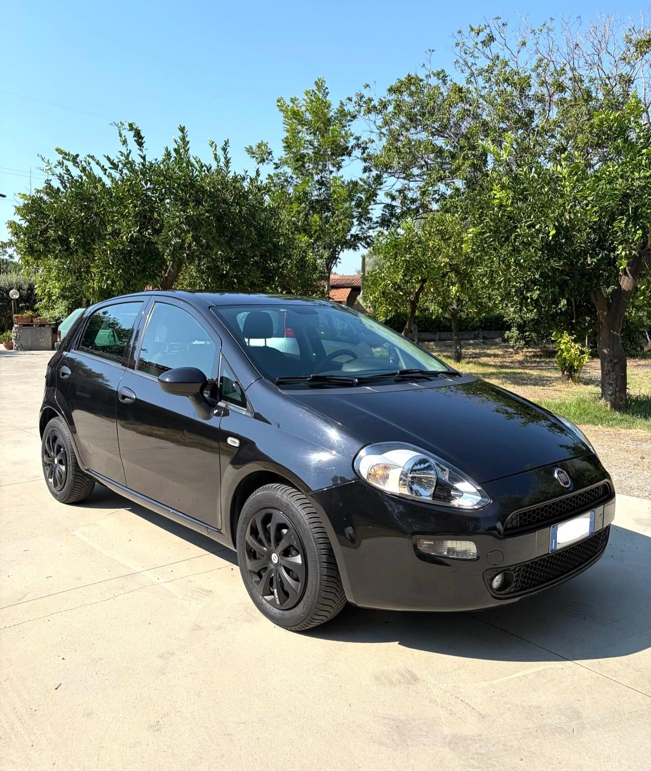 Fiat Punto 1.3 MJT 75CV SOLO 130M KM LEGGI ANNUNCIO