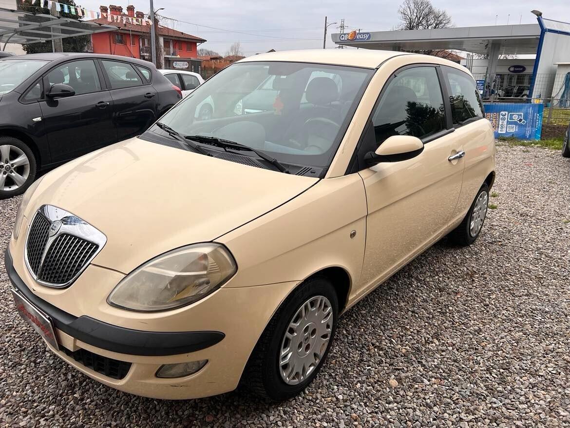 Lancia Ypsilon 1.3 Multijet 16V Platino