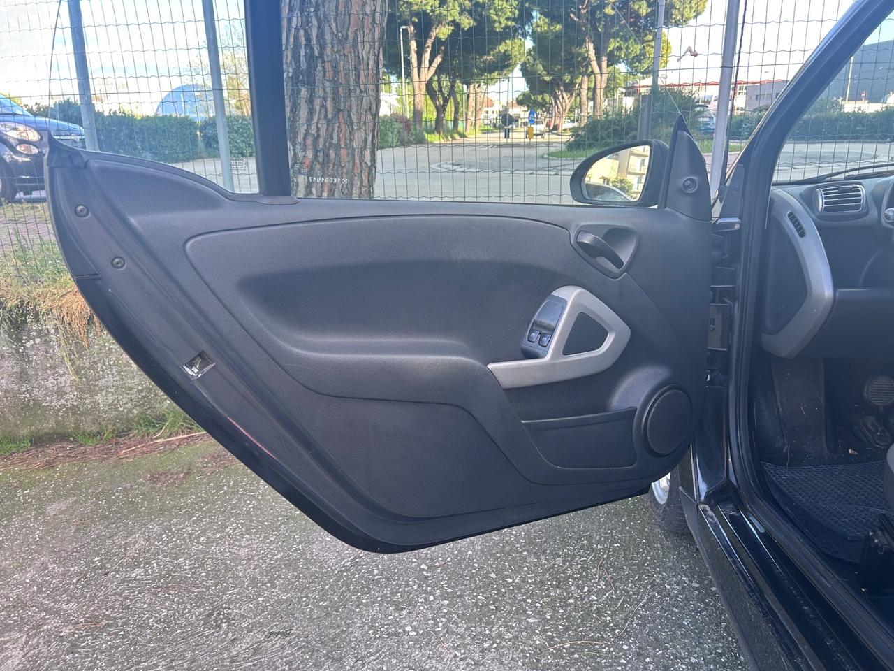 Smart ForTwo 1000 52 kW coupé pure