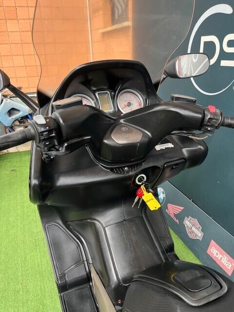 Yamaha TMAX PERFETTO INIEZIONE