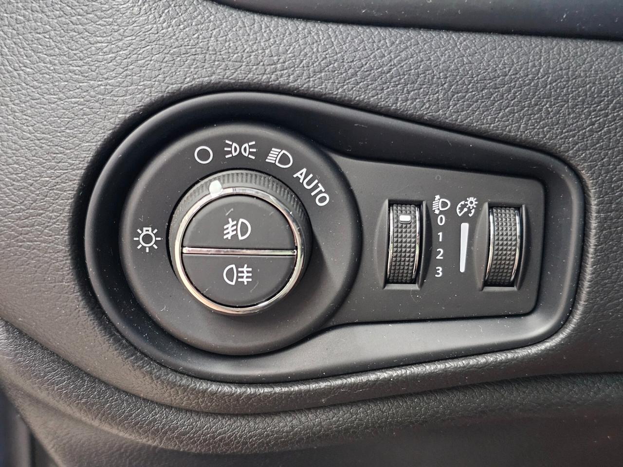 JEEP RENEGADE 1.6 MJT 130cv LIMITED