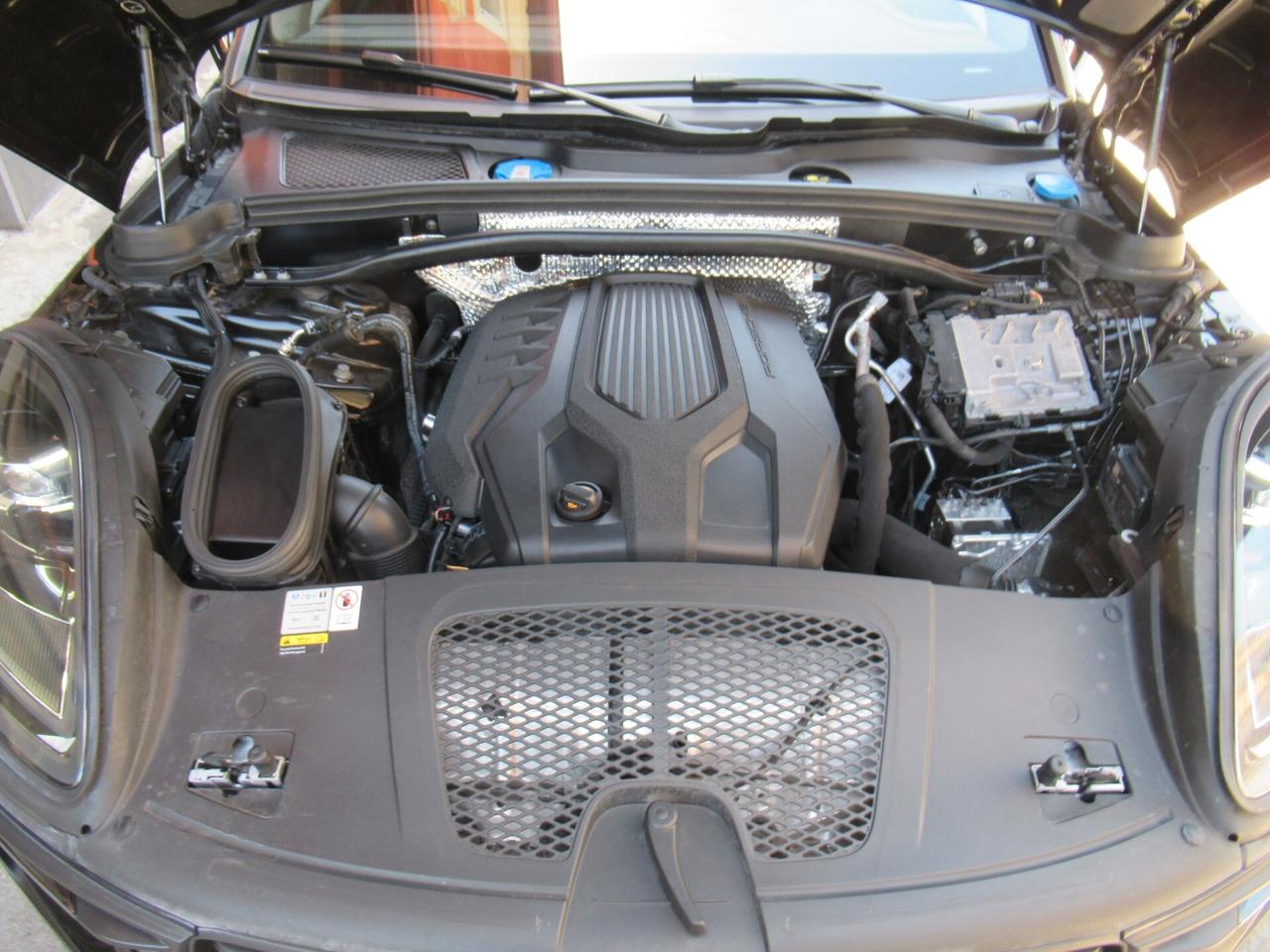 Porsche Macan 2.0 265CV