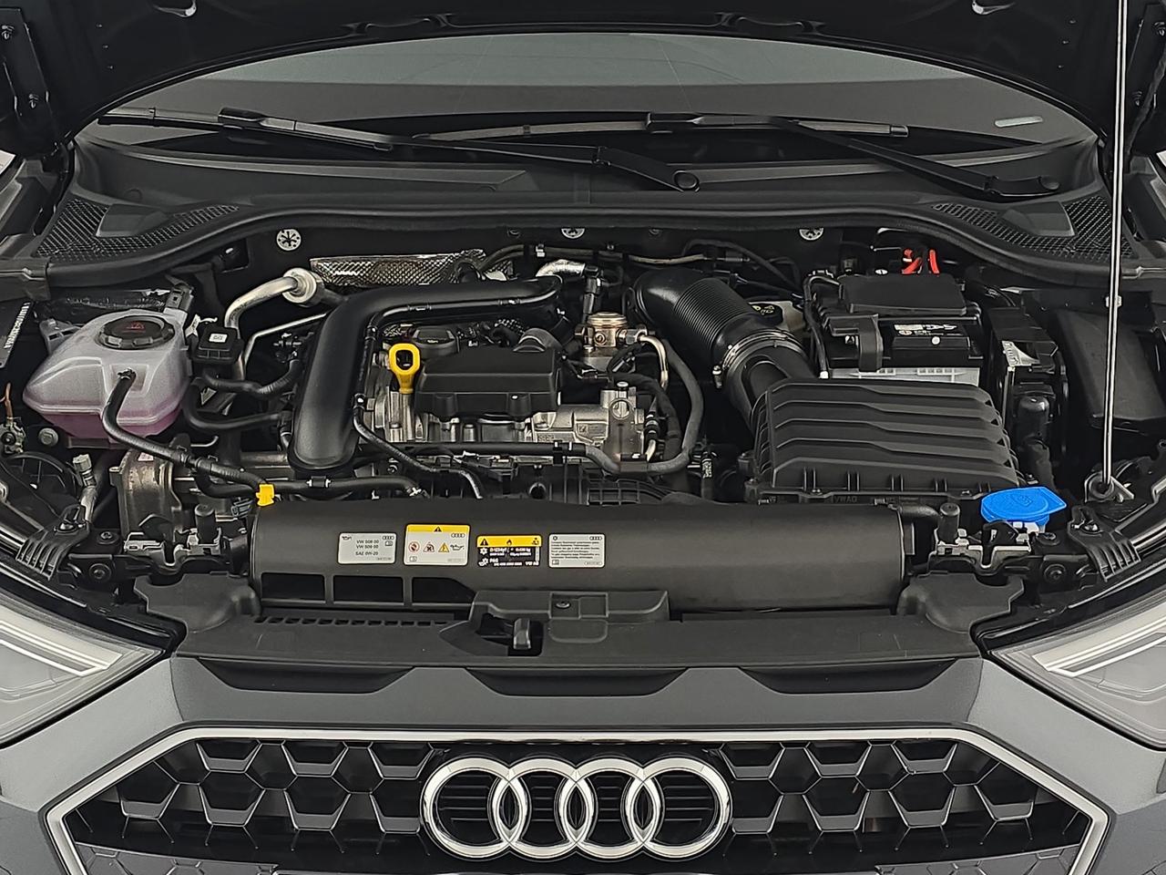 Audi A1 sportback 25 1.0 tfsi admired advanced s-tronic my20