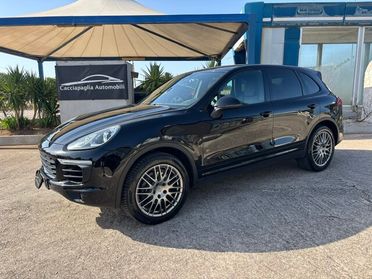 Porsche Cayenne 3.0 V6 tdi 262cv tiptronic Restyling 2016