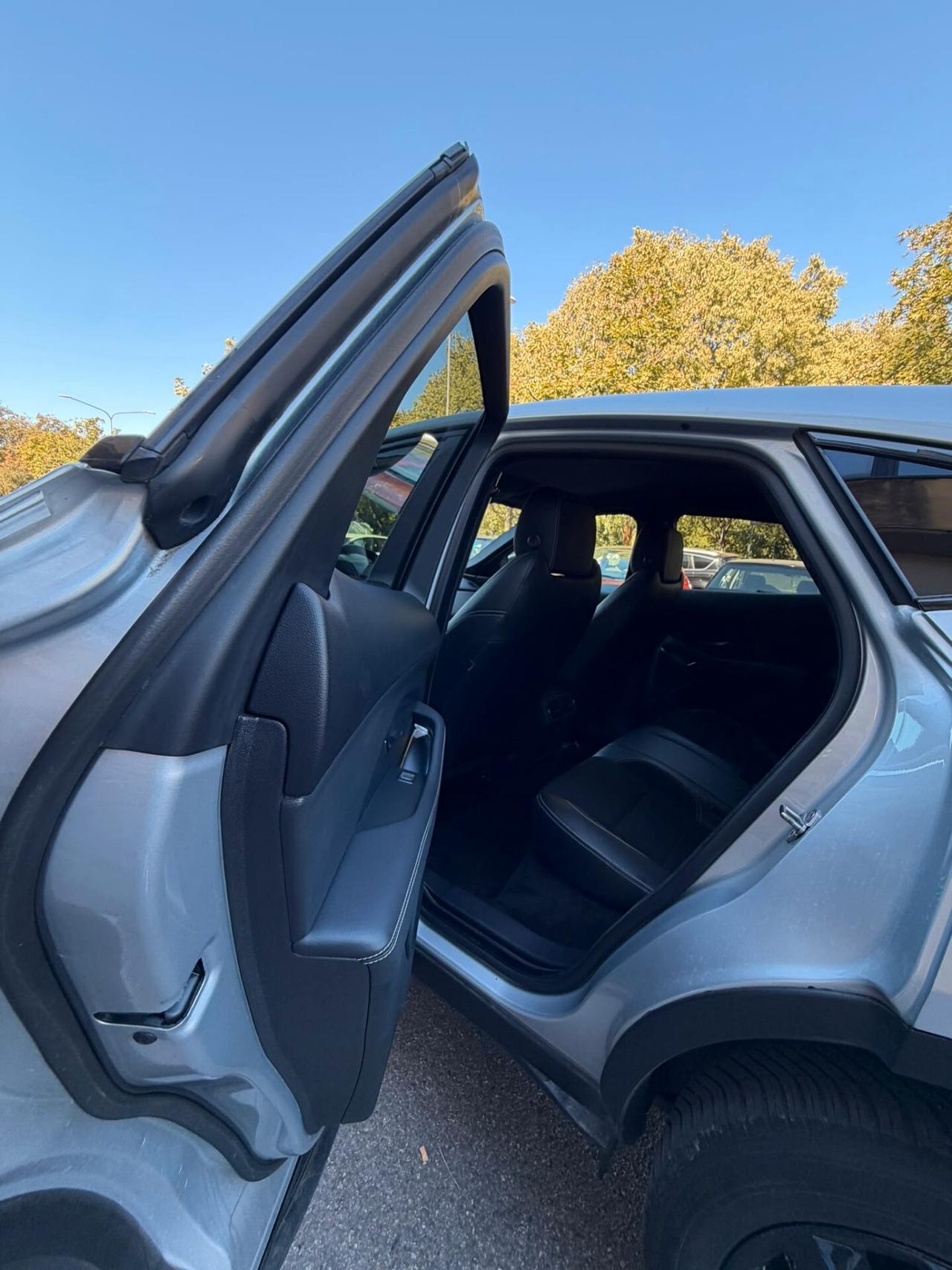 Jaguar E-Pace 2.0D 150 CV AWD aut. R-Dynamic HSE