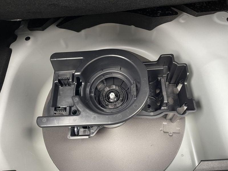 Peugeot 208 1.2 hybrid Allure 110cv e-dcs 6 - AZIENDALE