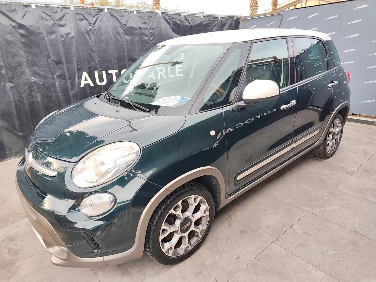 Fiat 500L 1.6 Multijet Trekking BICOLORE