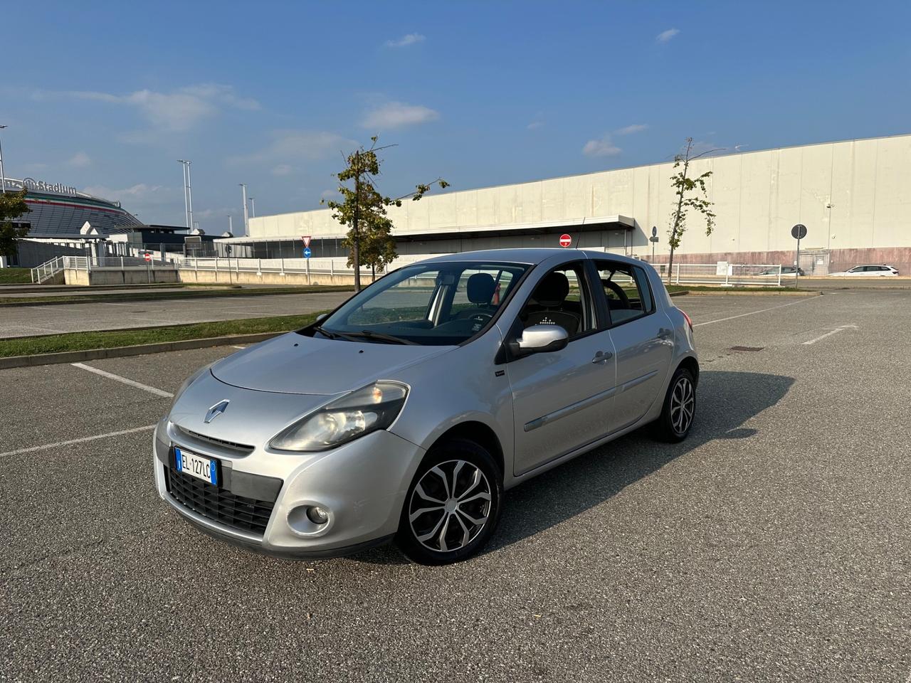 Renault Clio 1.2 16V 5 porte GPL della casa fino 2032