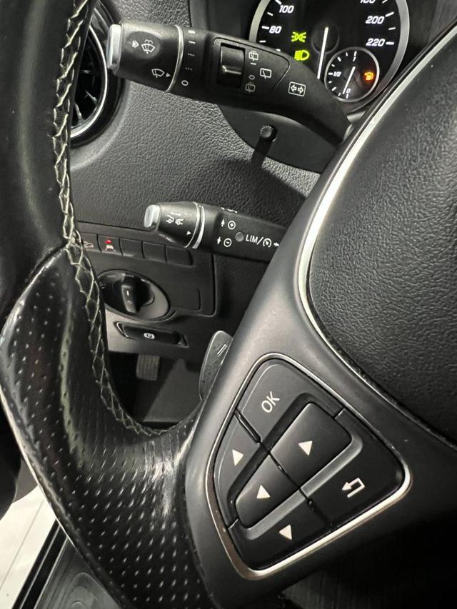 MERCEDES-BENZ Vito 2.0 119 CDI 4x4 PC Mixto Compact 5P. Autocarro