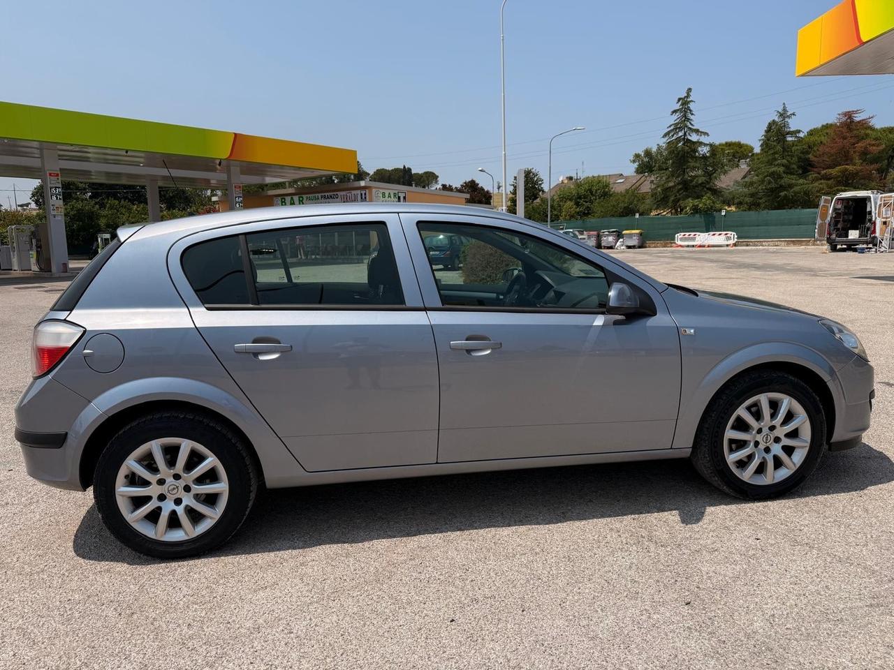 Opel Astra 1.7 CDTI 101CV Ok neopatentati
