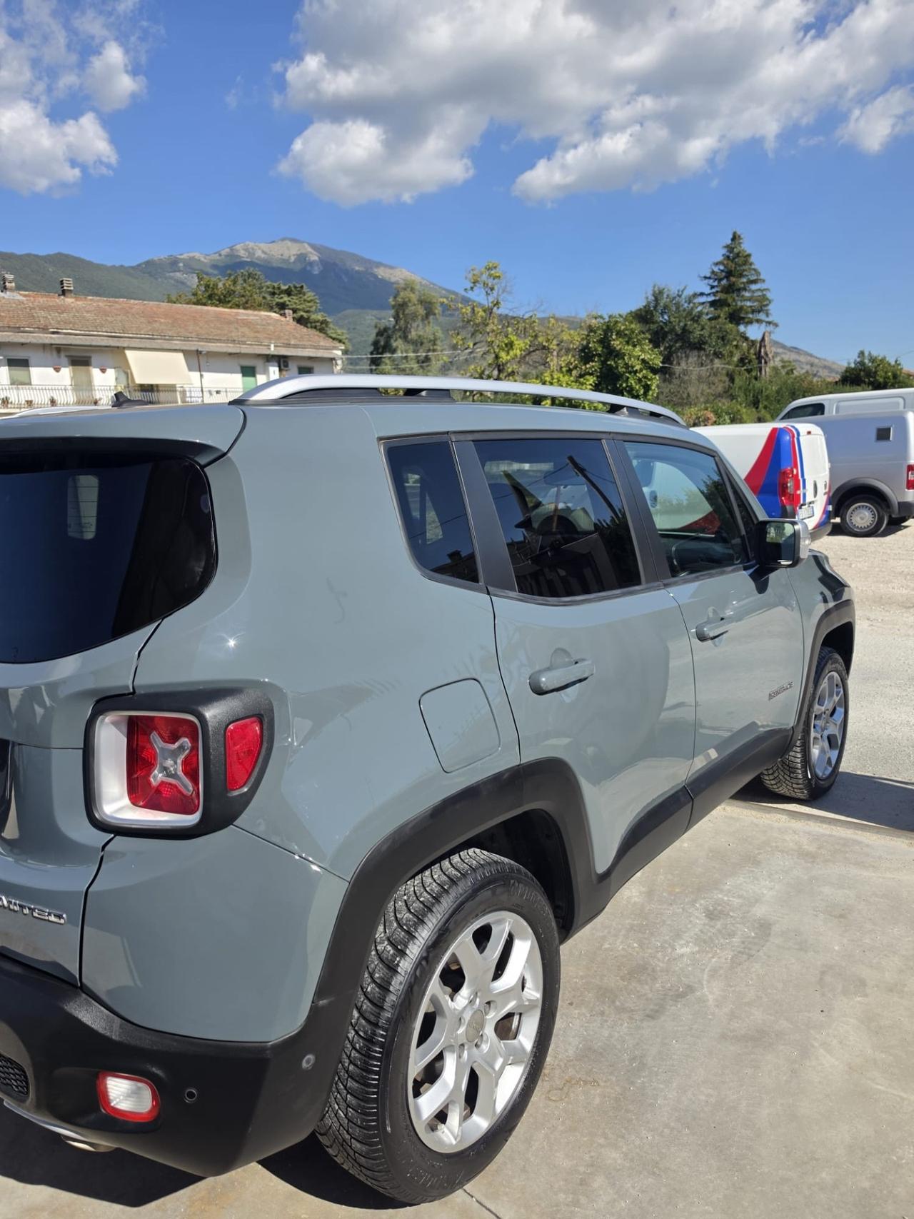 Jeep Renegade 2.0 Mjt 140CV 4WD gancio traino omologato cambio automatico