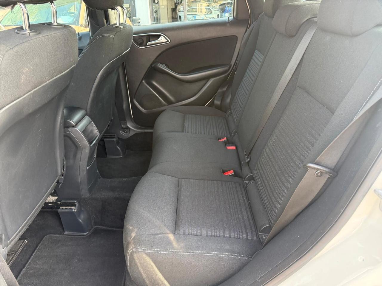 Mercedes-benz B 200 CDI BlueEFFICIENCY Premium