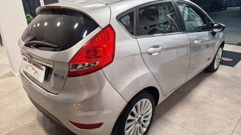 Ford Fiesta 1.2 82 CV Titanium