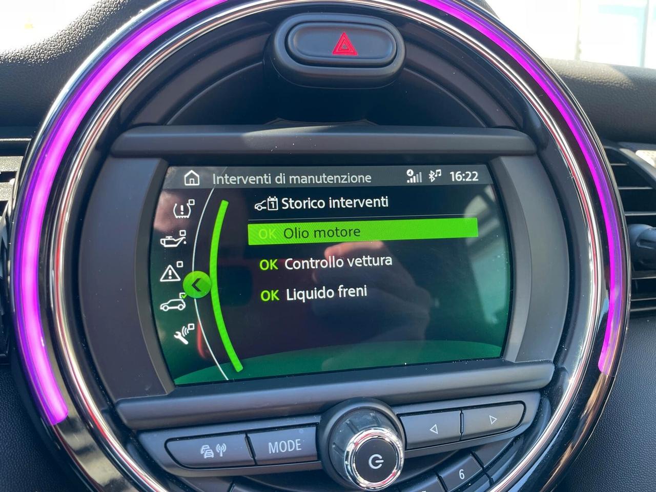 Mini Cooper Hype Cabrio 1.5 Benz 136 cv Automatica