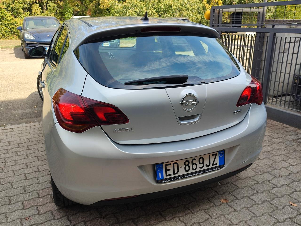 OPEL ASTRA 1.7CDTI BERLINA 8GOMME NUOVE STUPENDA