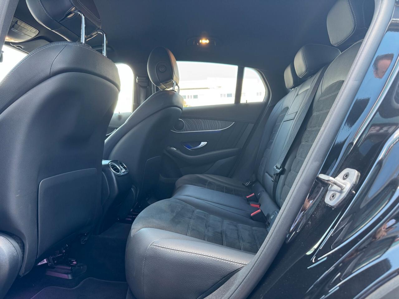 Mercedes-benz GLC 300 GLC 300 e 4Matic Plug-in hybrid Coupé Premium