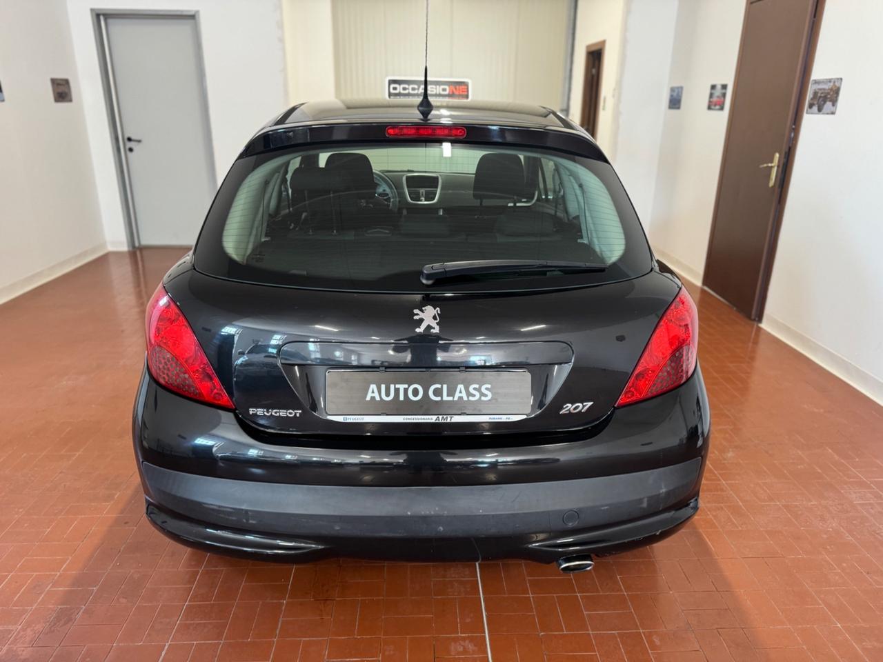 Peugeot 207 1.6 HDi 110CV 3p. Féline perfetta
