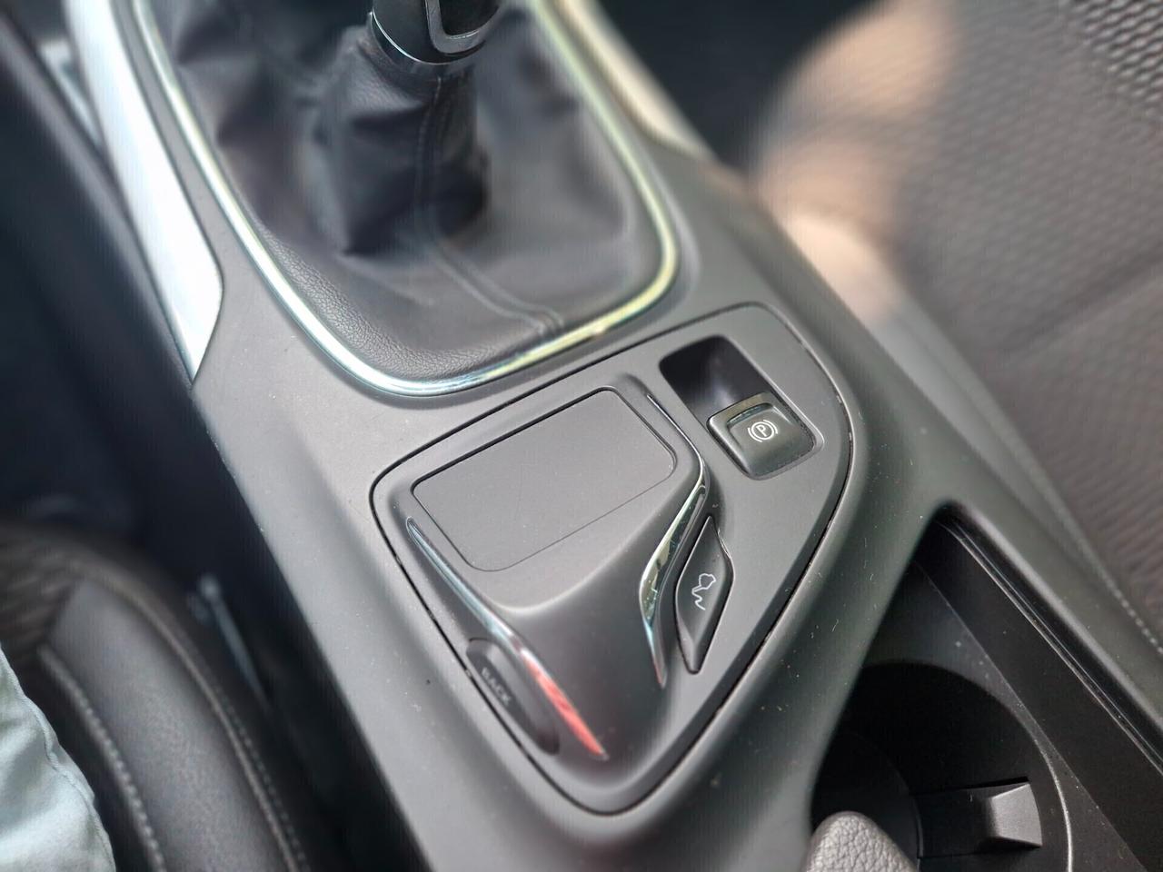 Opel Insignia 2.0 CDTI Sports Tourer Cosmo