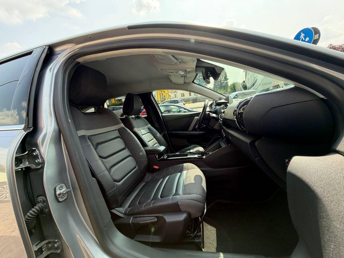Citroen C4 1.2 puretech Shine s&s 130cv CINGHIA SOSTITUITA