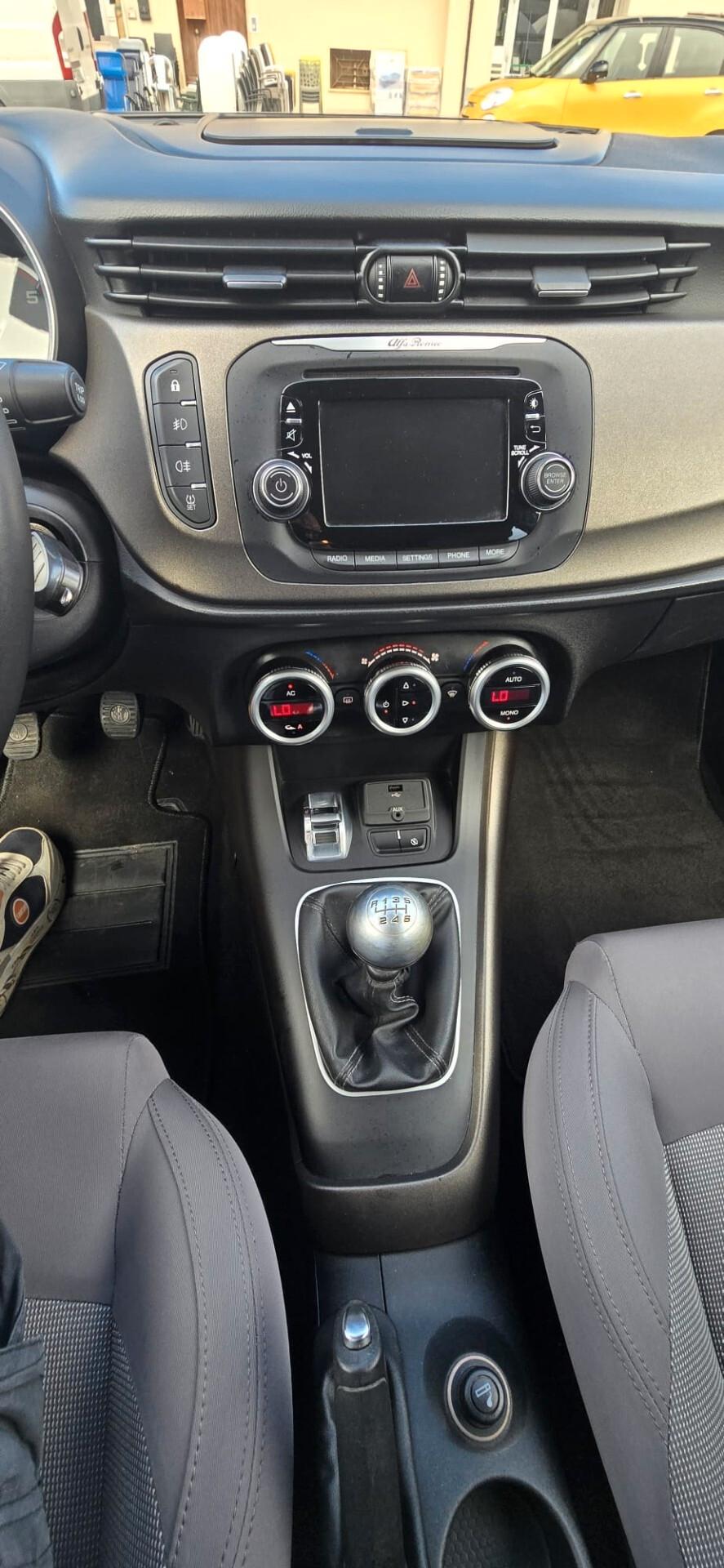 Alfa Romeo Giulietta 1.6 JTDm-2 105 CV Exclusive