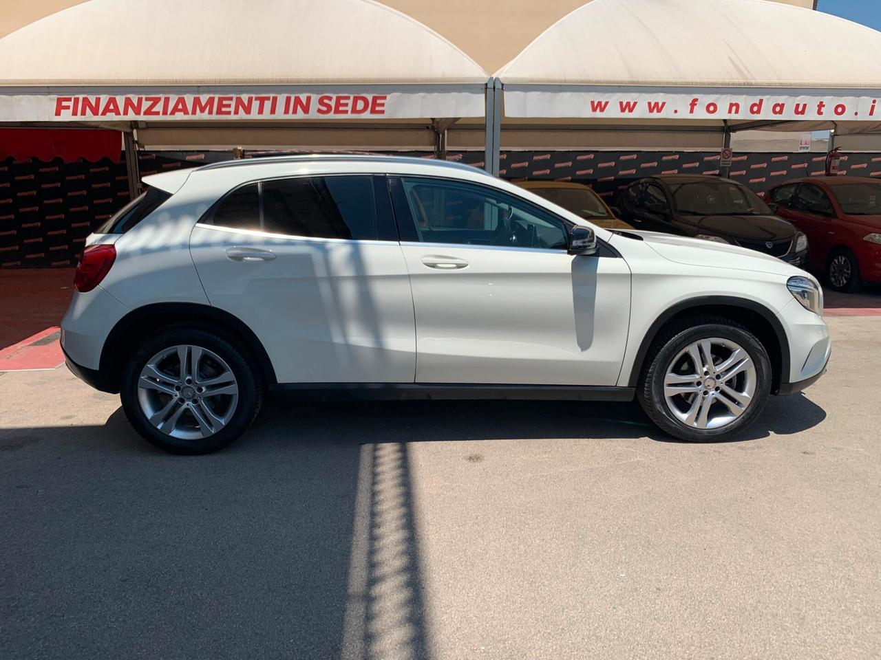 Mercedes-benz GLA 200 d Enduro Activity