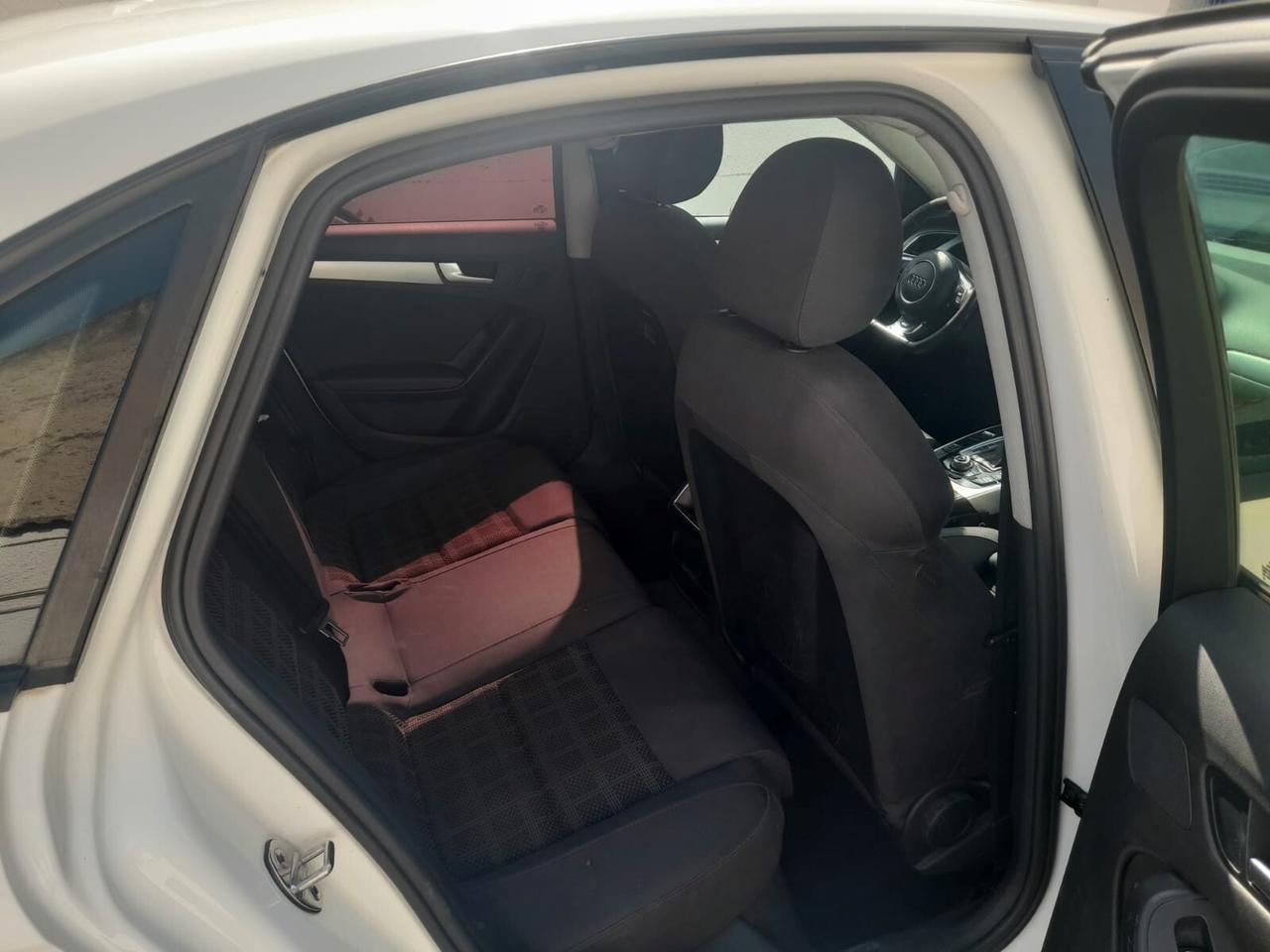 Audi A4 S-Line 2.0cc diesel (PRIVATO)-2010