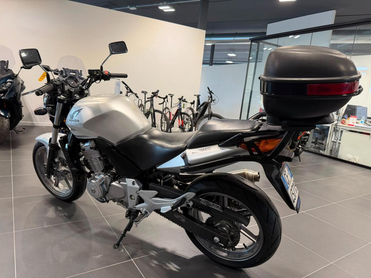 Honda CBF 500 - 2004
