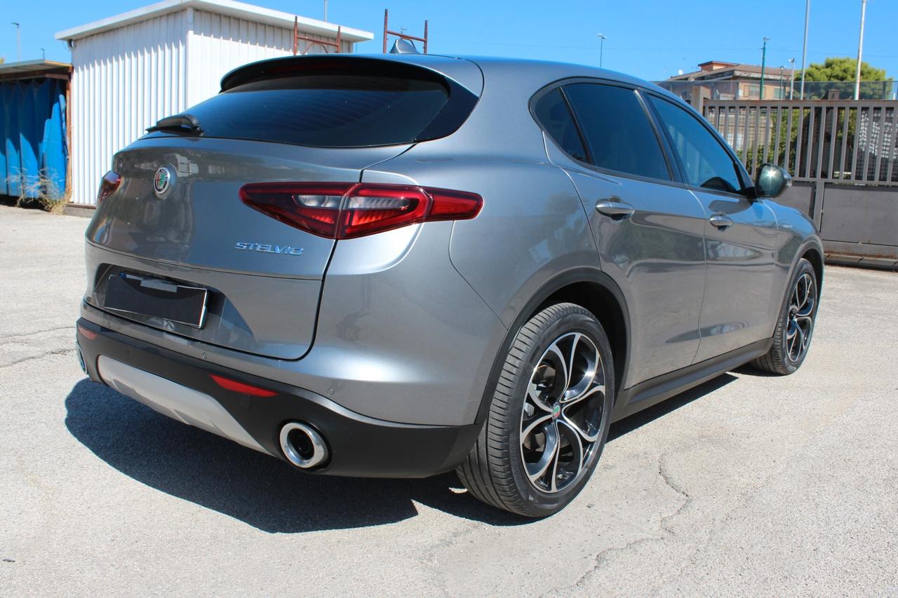 Alfa Romeo Stelvio 2.2 Turbodiesel 160 CV AT8 Super
