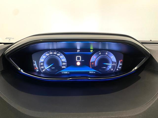 PEUGEOT 5008 BlueHDi 130 7 posti EAT8 Allure