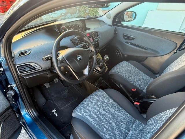 Lancia Ypsilon x neopatentati