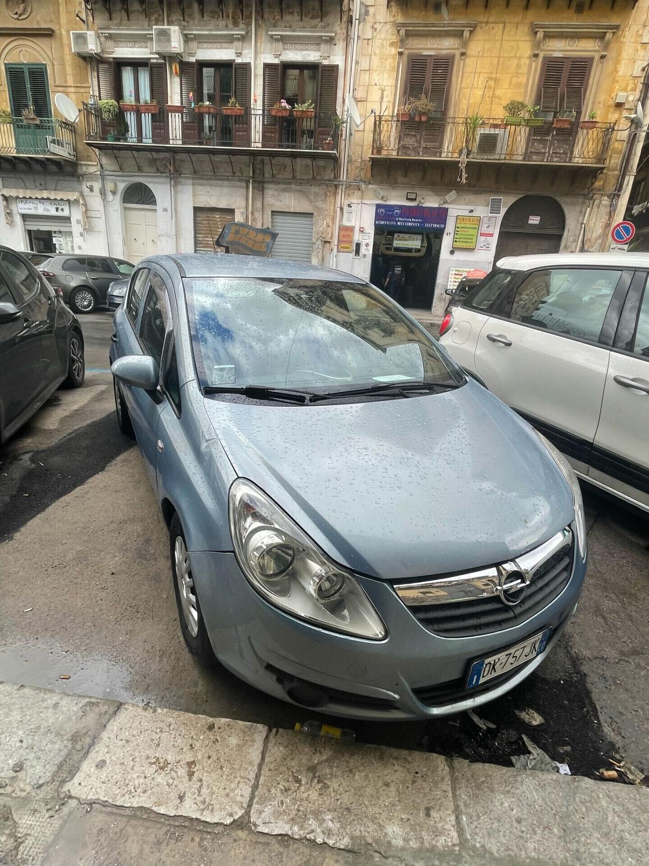 Opel Corsa 1.3 CDTI 75CV 5 porte Cosmo NEOPATENTATI FINANZIABILE