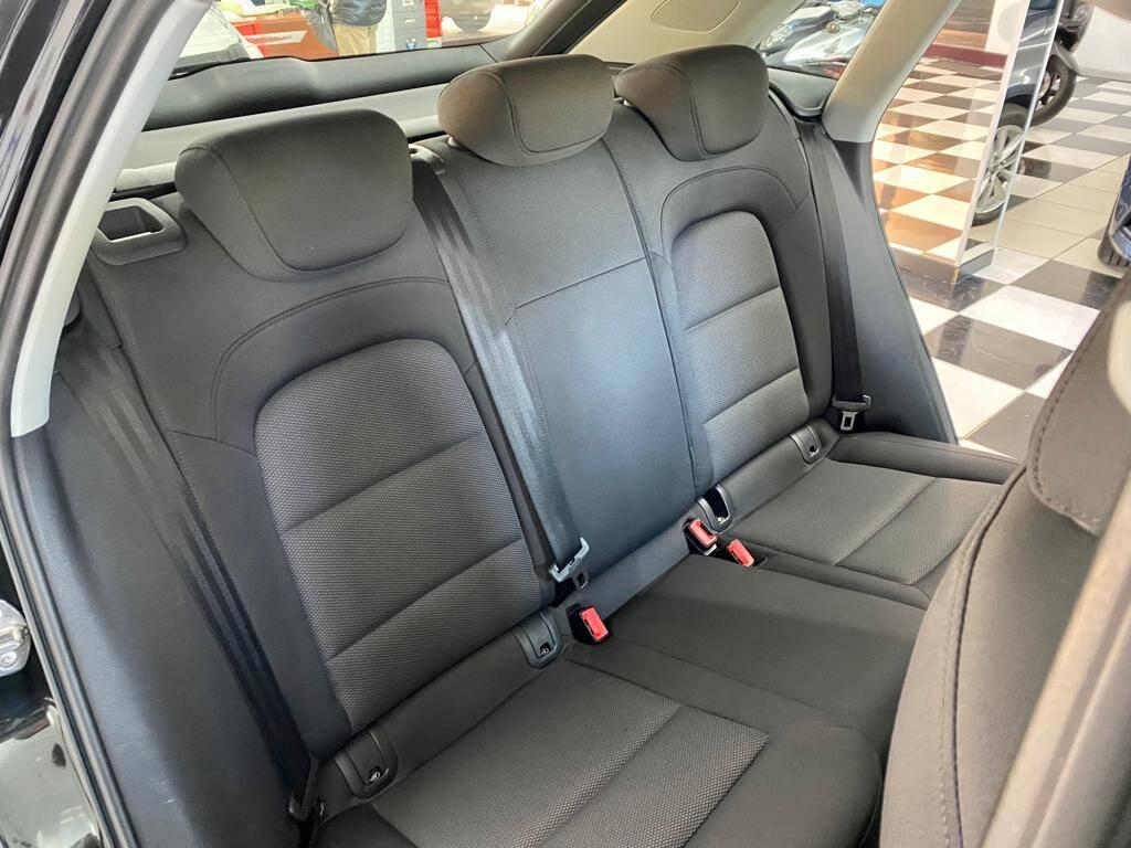 Audi Q3 2.0 tdi Business 150cv s-tronic