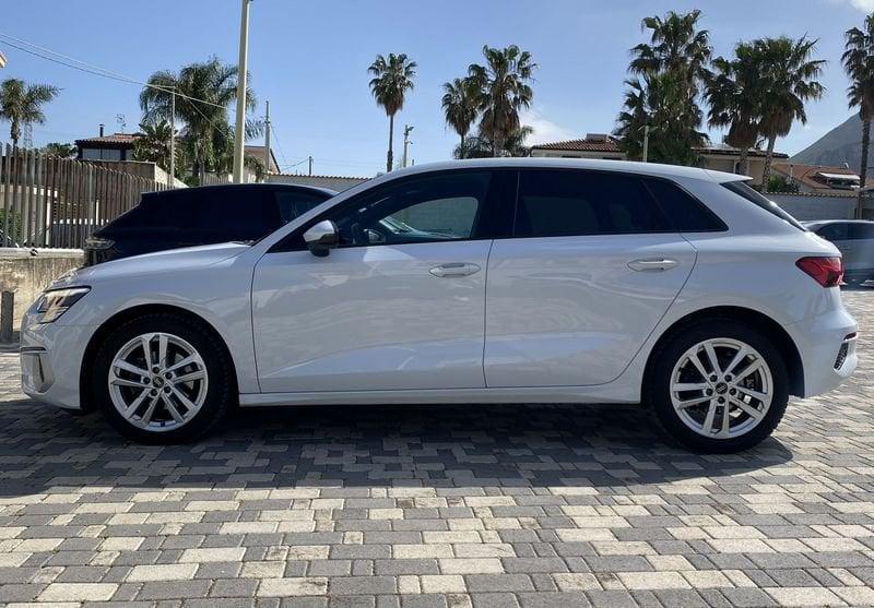 Audi A3 SPB S Line interno ed esterno 2.0 TDI 150CV s-tronic 35