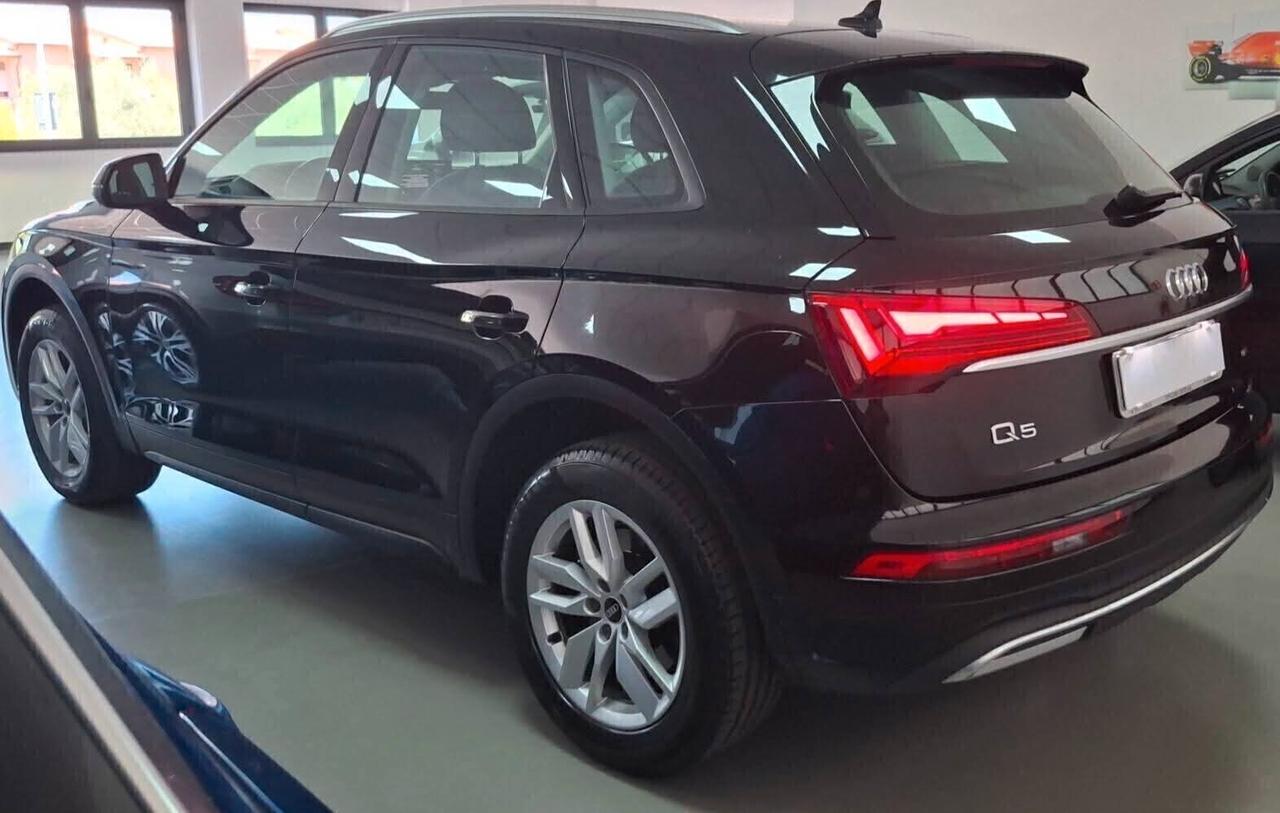 Audi Q5 40 TDI 204 CV quattro S tronic uniproprietario