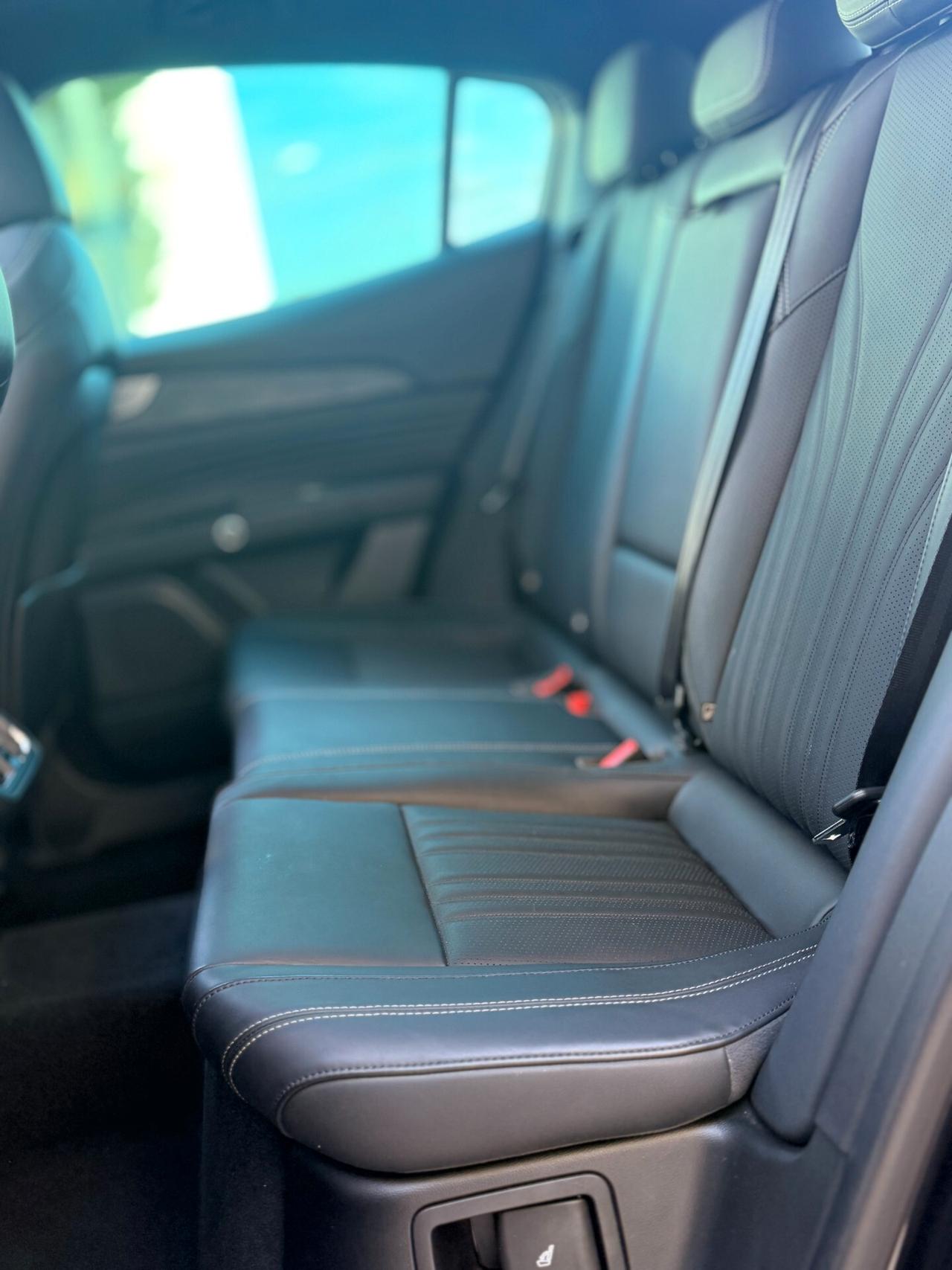 Maserati Grecale MHEV BENZINA/ELETTRICA 330 CV Modena TETTO APRIBILE,TELECAMERA 360,APPLE CARPLAY,NAVI