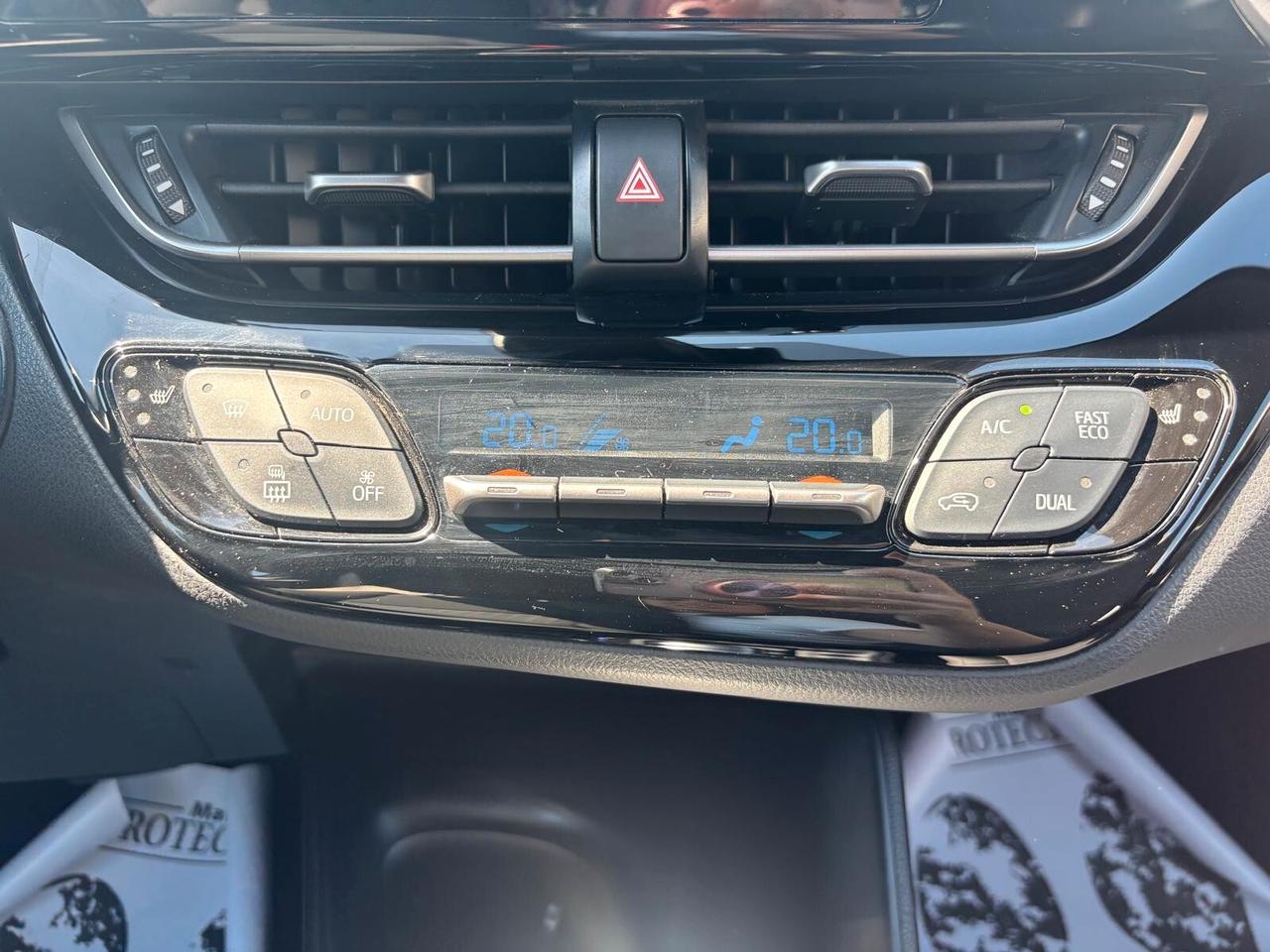 Toyota C-HR 1.8 Hybrid E-CVT Business