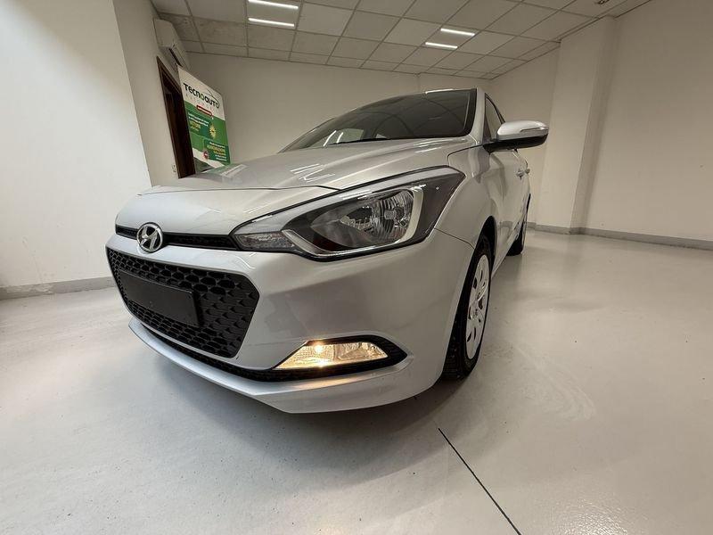 Hyundai i20 1.4 Automatica 5Pt Trend