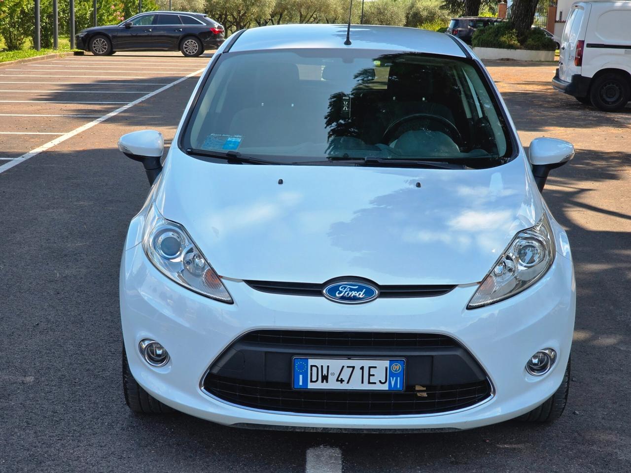 Ford Fiesta 1.4 DIESEL OK PER NEOPATENTATI UNICO PROPRIETARIO