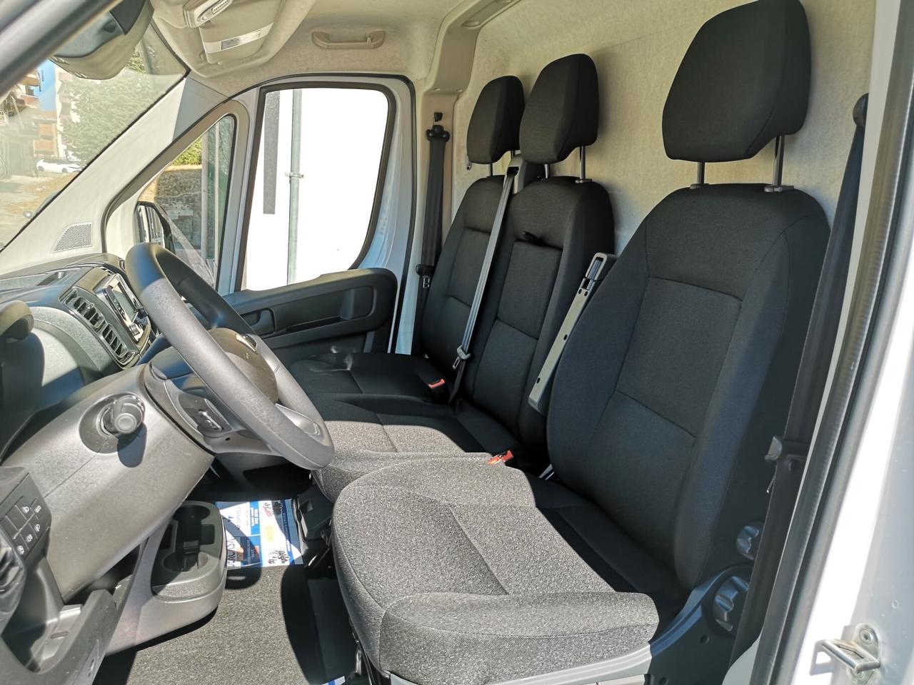 PEUGEOT BOXER 333 L2H1 2.2 BLUEHDI 140CV S&S 2025