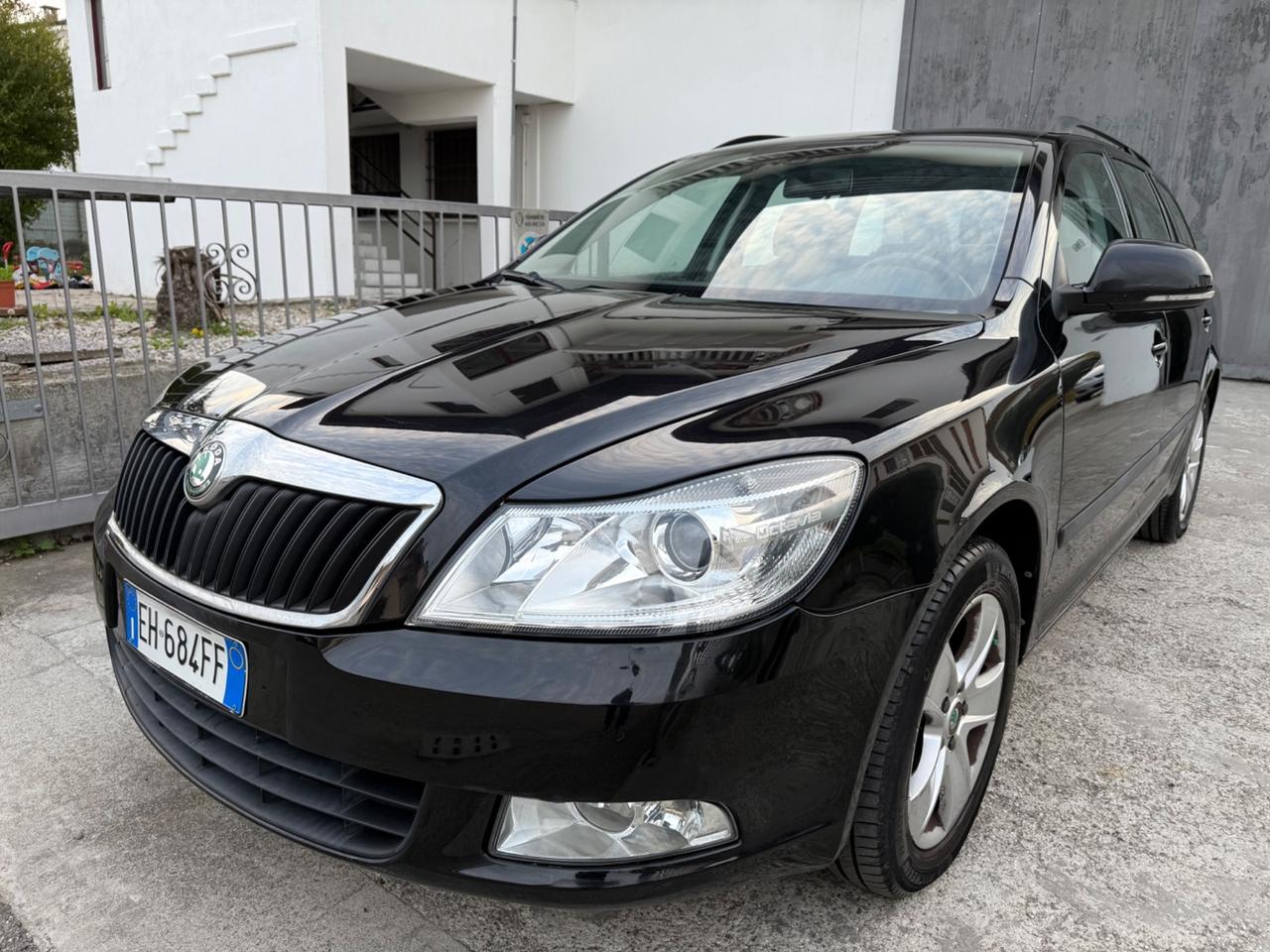 Skoda Octavia 1.6 TDI 105 CV UNICO PRP. 12/2011