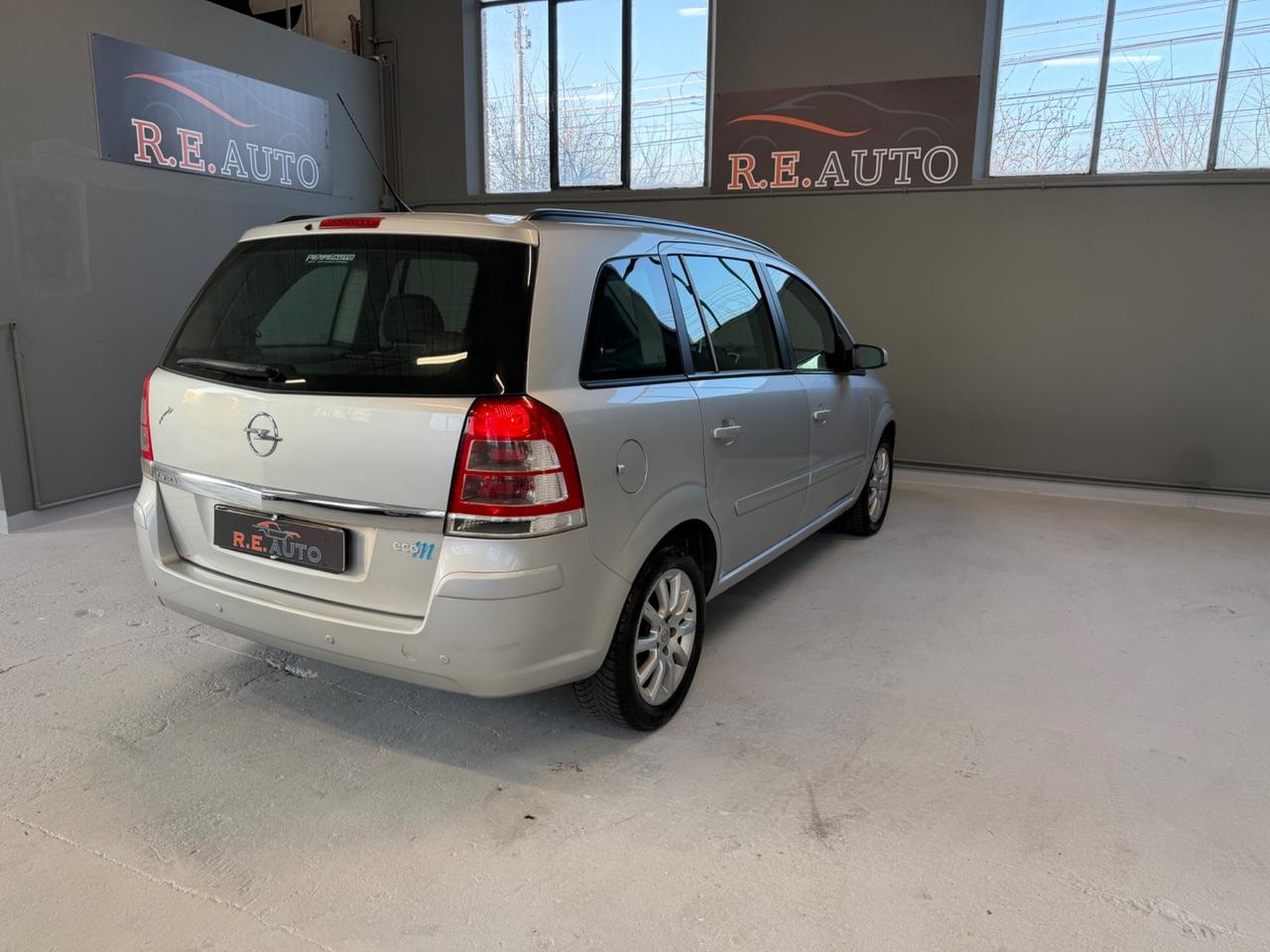 Opel Zafira 1.6 16V ecoM 94CV Cosmo