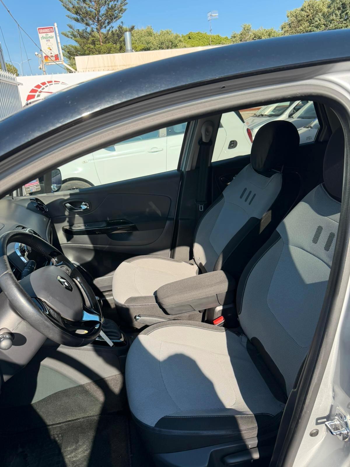Renault Captur 1.5 dCi 890 CV AUTOMATICA