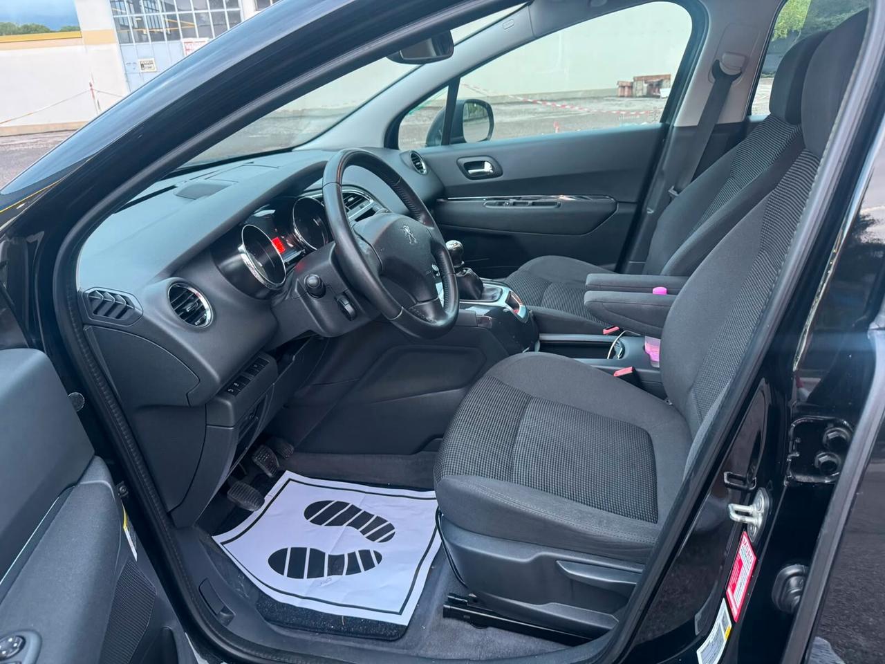 Peugeot 5008 1.6 Hdi 120 cv 7 Posti Accetto Permute